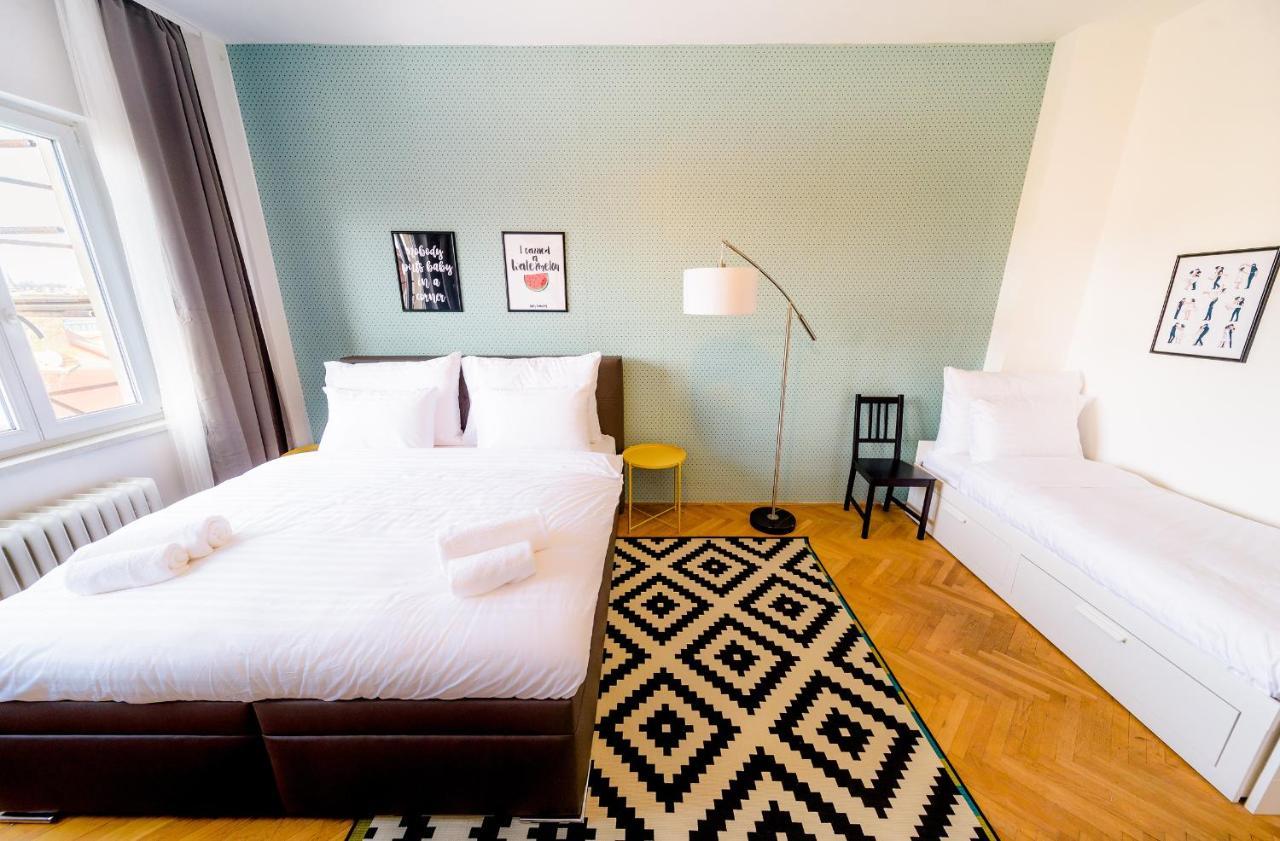 Michal&Michael'S Central Apartments ปราก ภายนอก รูปภาพ