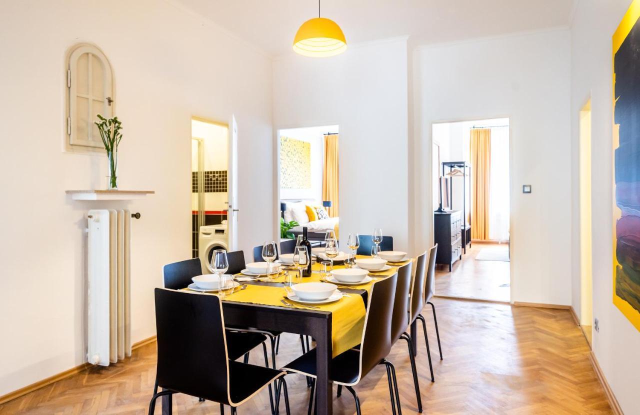 Michal&Michael'S Central Apartments ปราก ภายนอก รูปภาพ