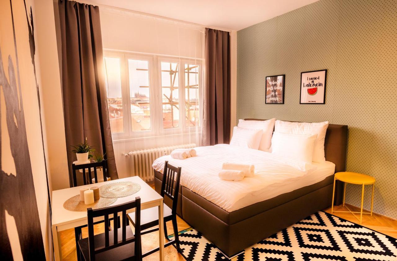 Michal&Michael'S Central Apartments ปราก ภายนอก รูปภาพ