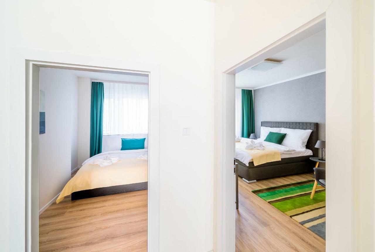 Michal&Michael'S Central Apartments ปราก ภายนอก รูปภาพ